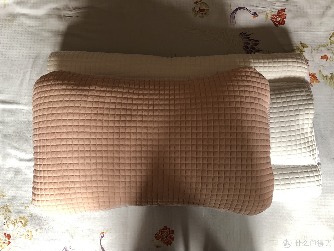 菠萝斑马升级版来了，那么新的软管颈乐枕就比旧的好么？