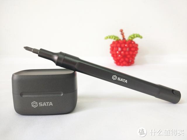 Sata pen螺丝刀：内置常用批头，手感舒适，小巧的像一支笔