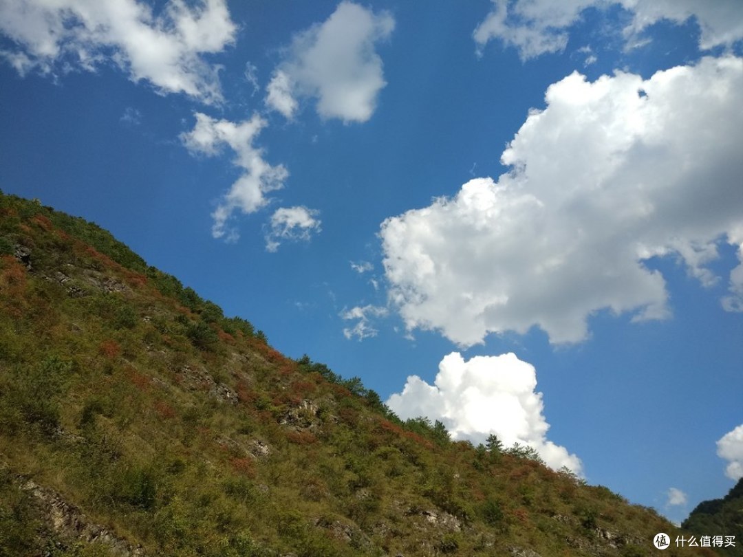 吸吸更健康,顺造手持无线吸尘器。