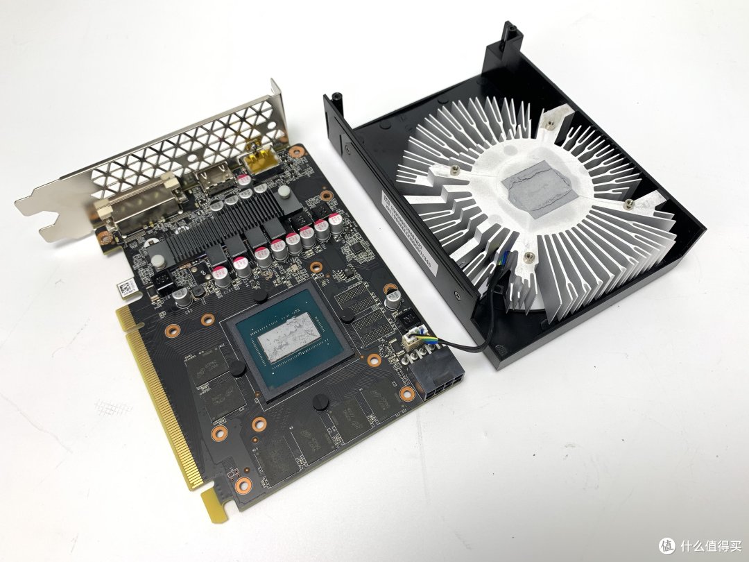 游戏设计两相宜 机械革命EX660T游戏台式机首测