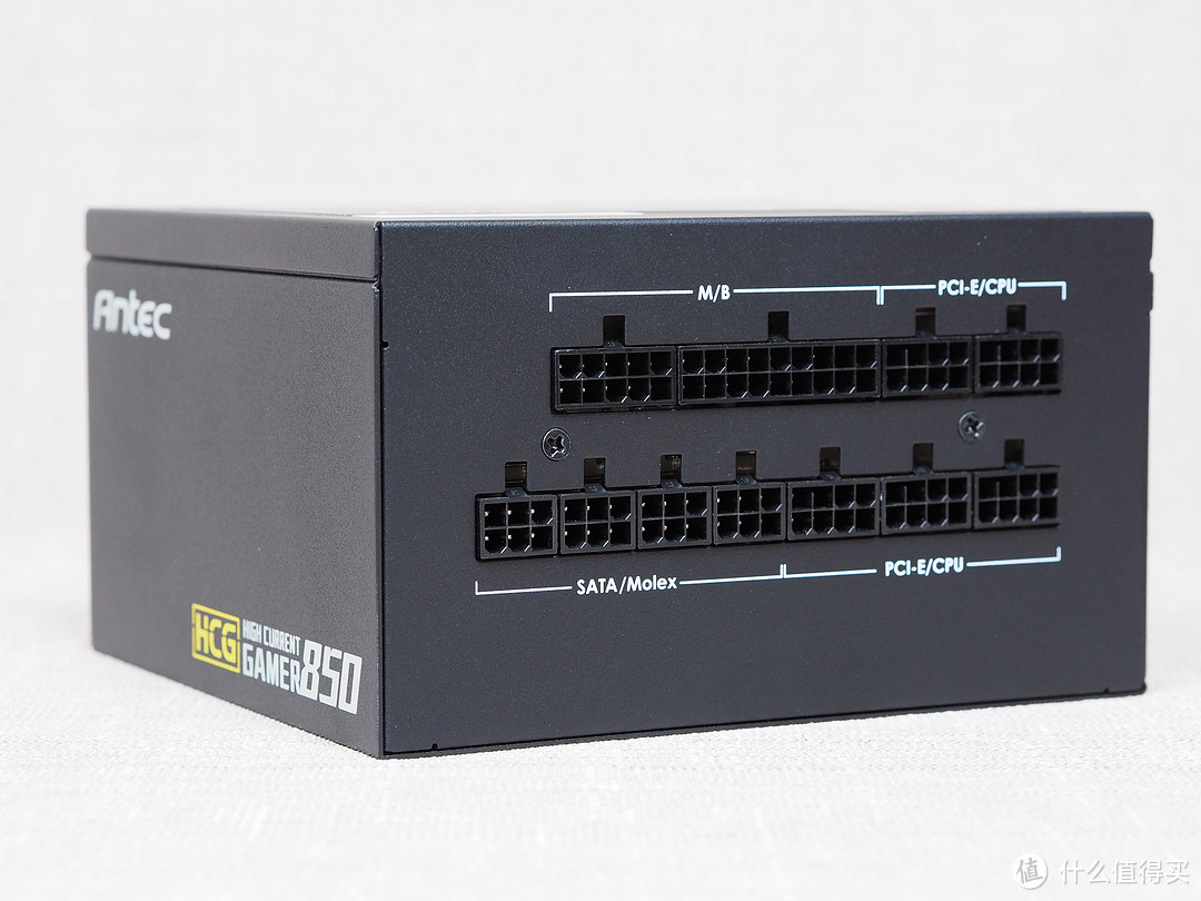 RGB机箱也可以很柔和——安钛克暗黑系 DP501 夜行者机箱简评