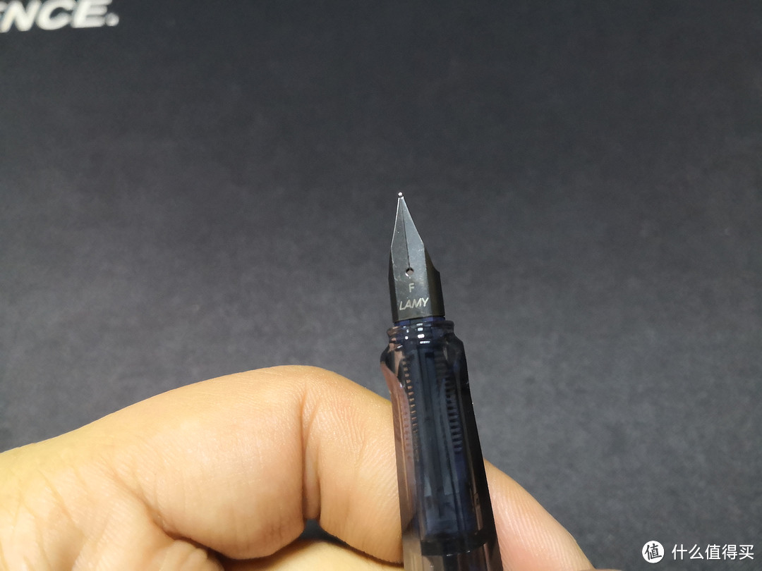 意外的一支钢笔 LAMY 恒星炭黑