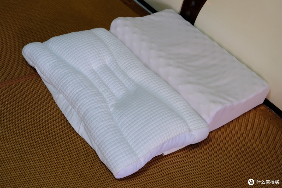 我将菠萝斑马升级版软管颈乐枕给爸妈体验了一下,他们表示除了枕头