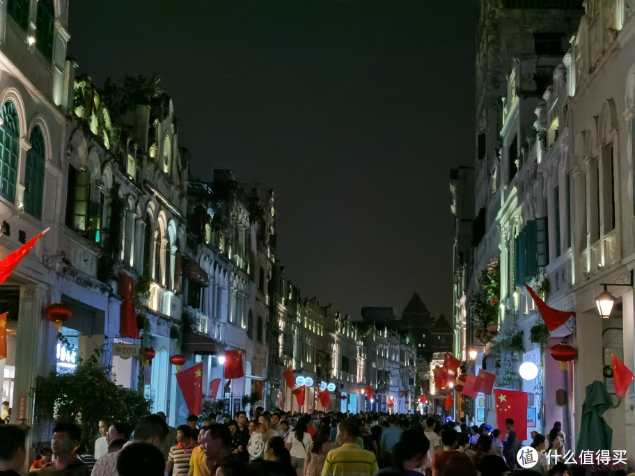 到夜景考验了，著名中山路