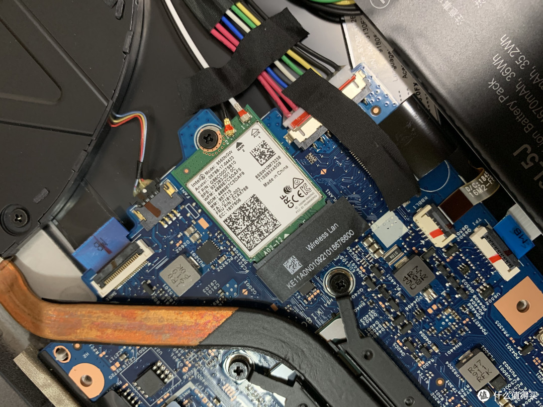 可能是首拆,不到1公斤的宏碁墨舞x45笔记本电脑