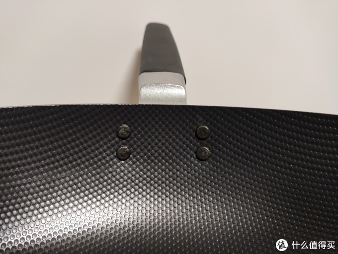双十二什么锅值得买?下厨实战这口铁锅,顺便说说珍珠生活这个品牌