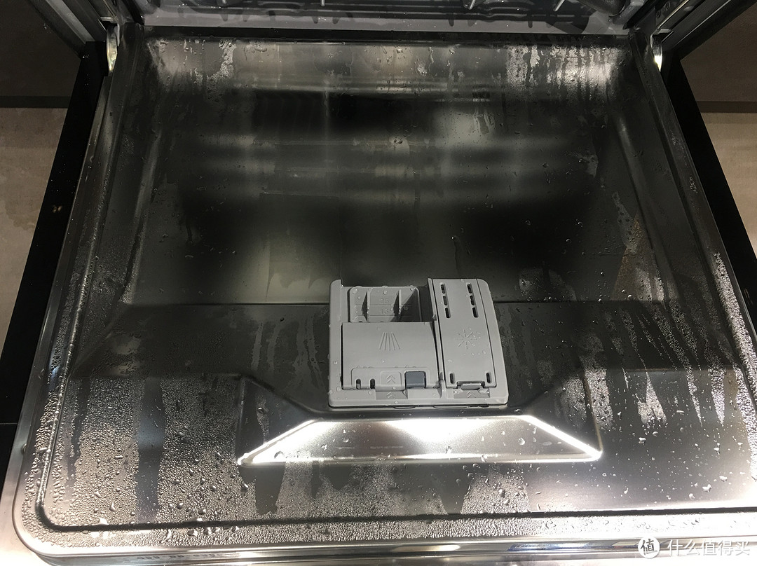 西门子8套洗碗机启示录:嵌入式洗碗机的烘干功能为什么这么重要?