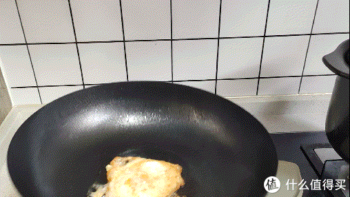 双十二什么锅值得买?下厨实战这口铁锅,顺便说说珍珠生活这个品牌