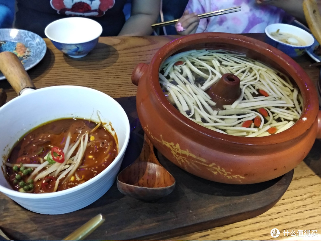 十一没闲着，还算不错，坐标0532，岛城第一次试吃云南菜体验总结