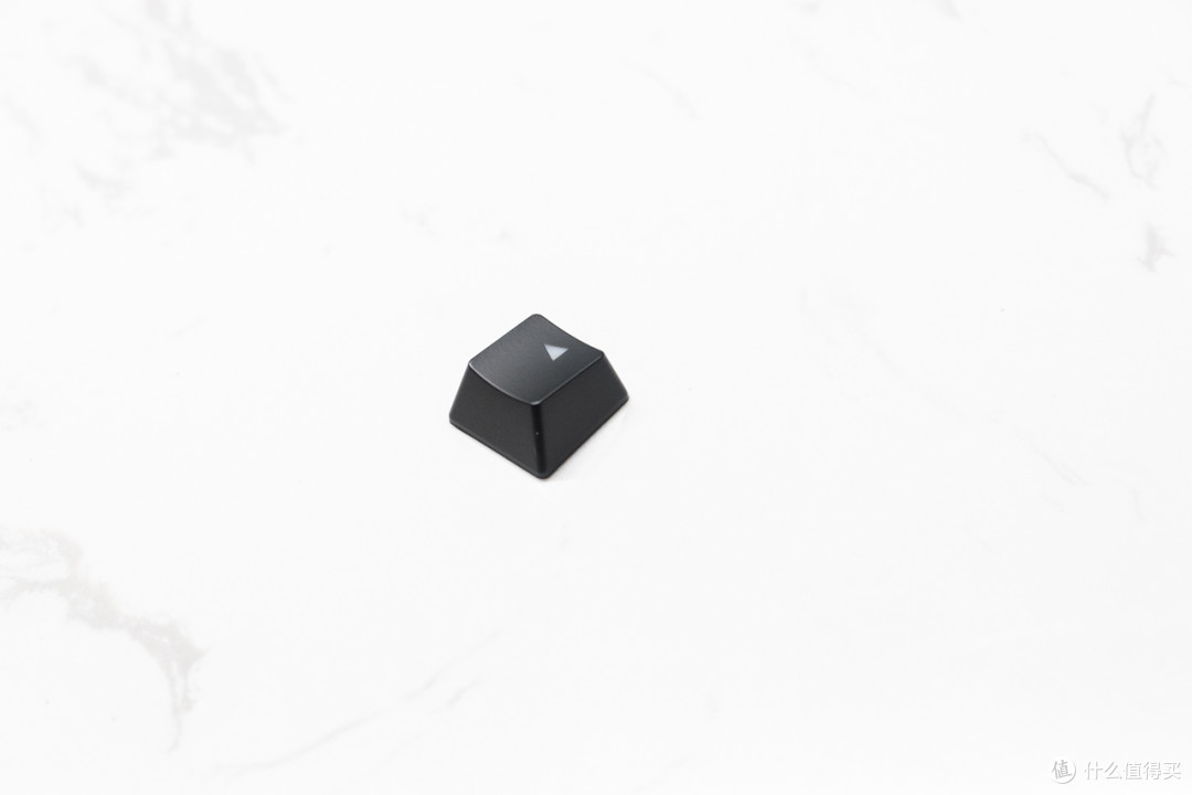 Alloy Origins的键帽与之前多款HyperX键盘键帽一致。