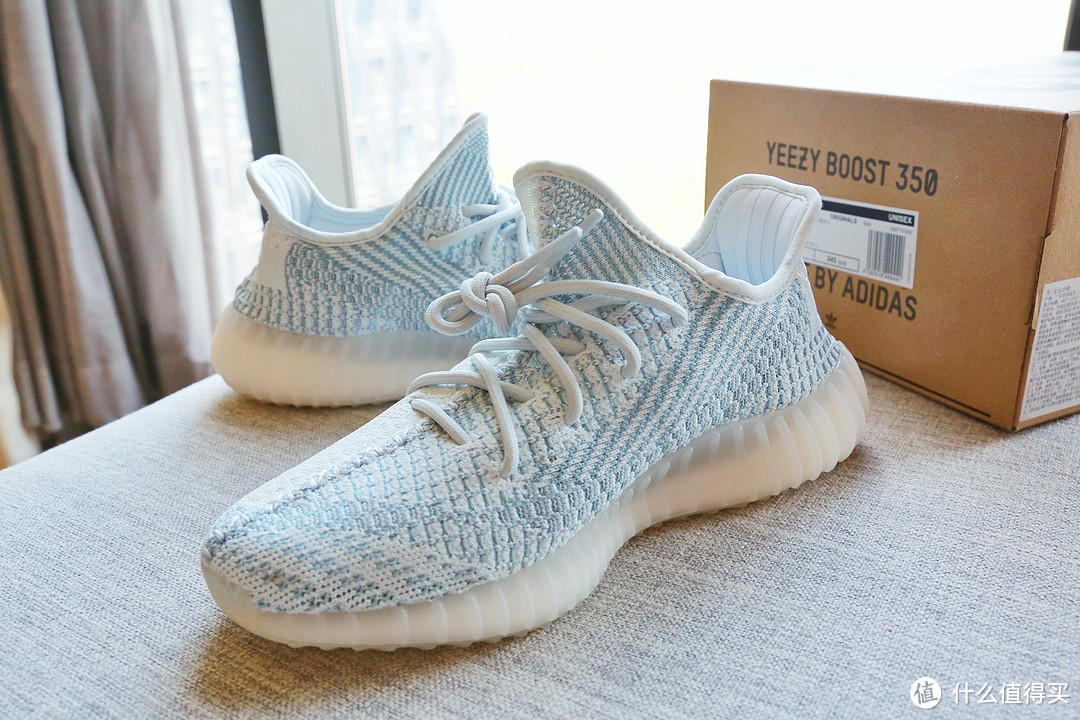 耶耶耶耶耶~喜提倒闭款椰子2双YEEZY BOOST冰蓝&粉拼开箱