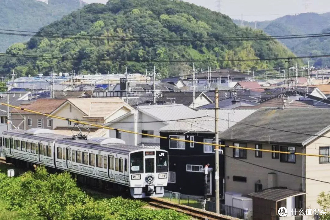 以为只有九州才有特色小火车？大阪周边也多的去了！