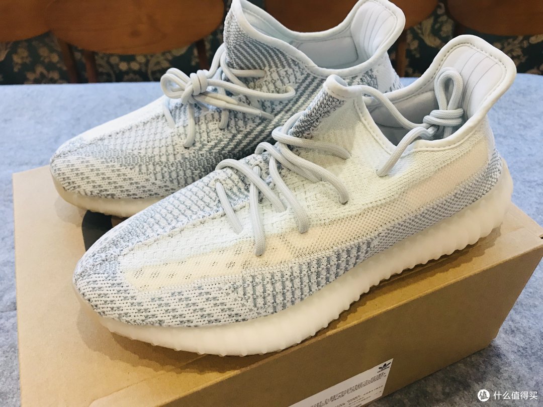 人生第一双yeezy冰蓝色你看到实物就想剁手的鞋子