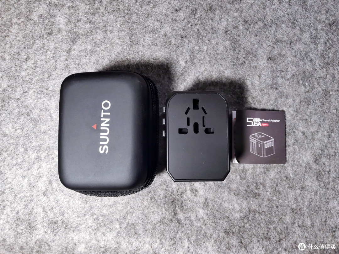 马兰虾的数字生活篇十颂拓定制版国际旅行万能充电器晒单u口c口一个都