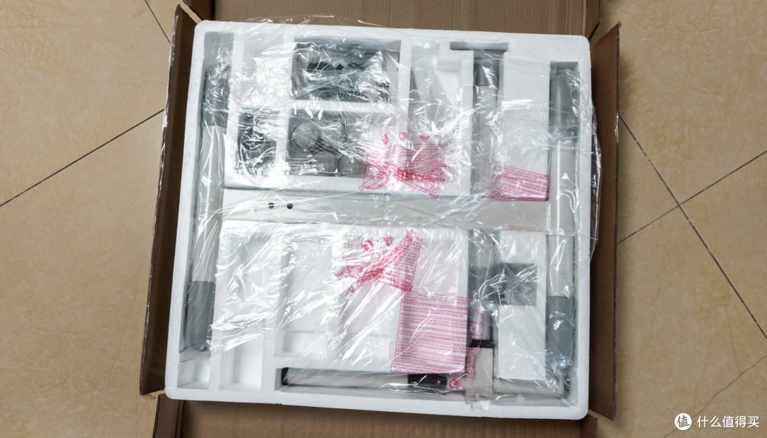 延长书桌可用面积的利器:SANWA SUPPLY移动电脑桌(简晒)