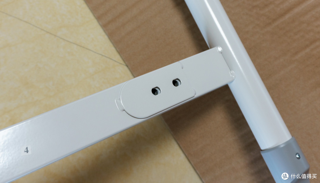 延长书桌可用面积的利器:SANWA SUPPLY移动电脑桌(简晒)