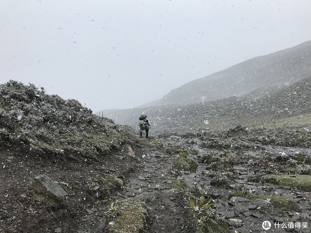 国庆前的错峰游—登四姑娘山大峰记