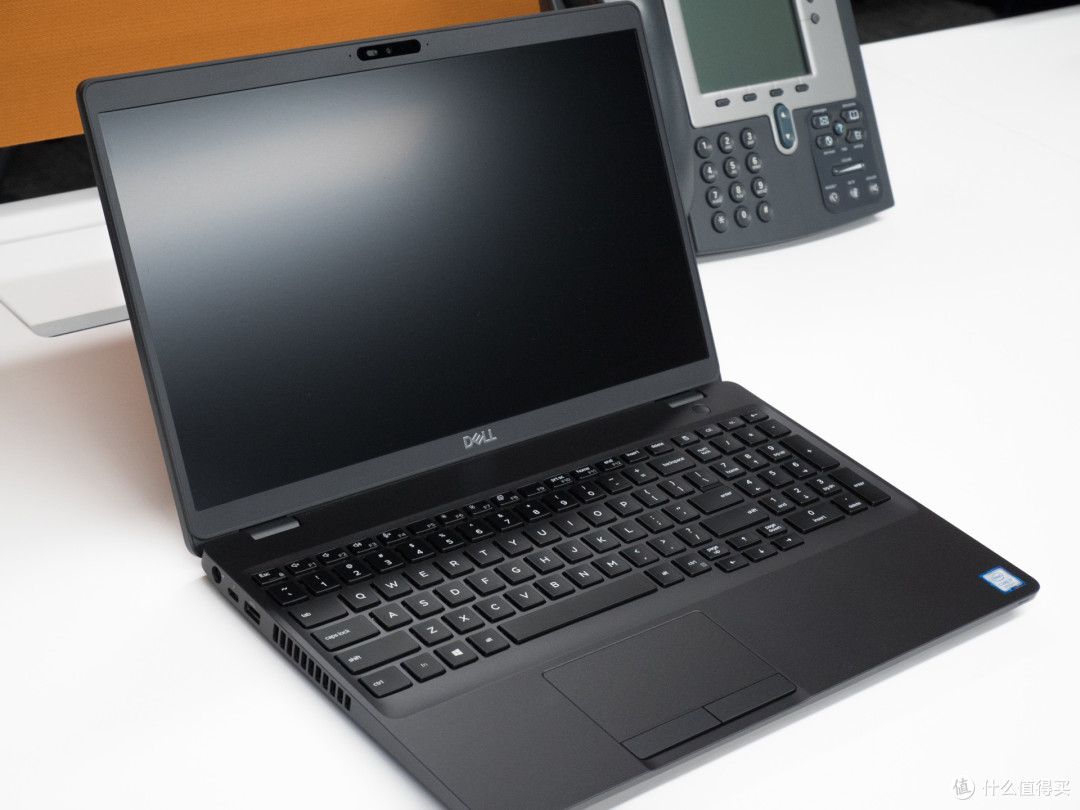 平平无奇的码农之选!dell戴尔latitude 5501评测与安装黑苹果