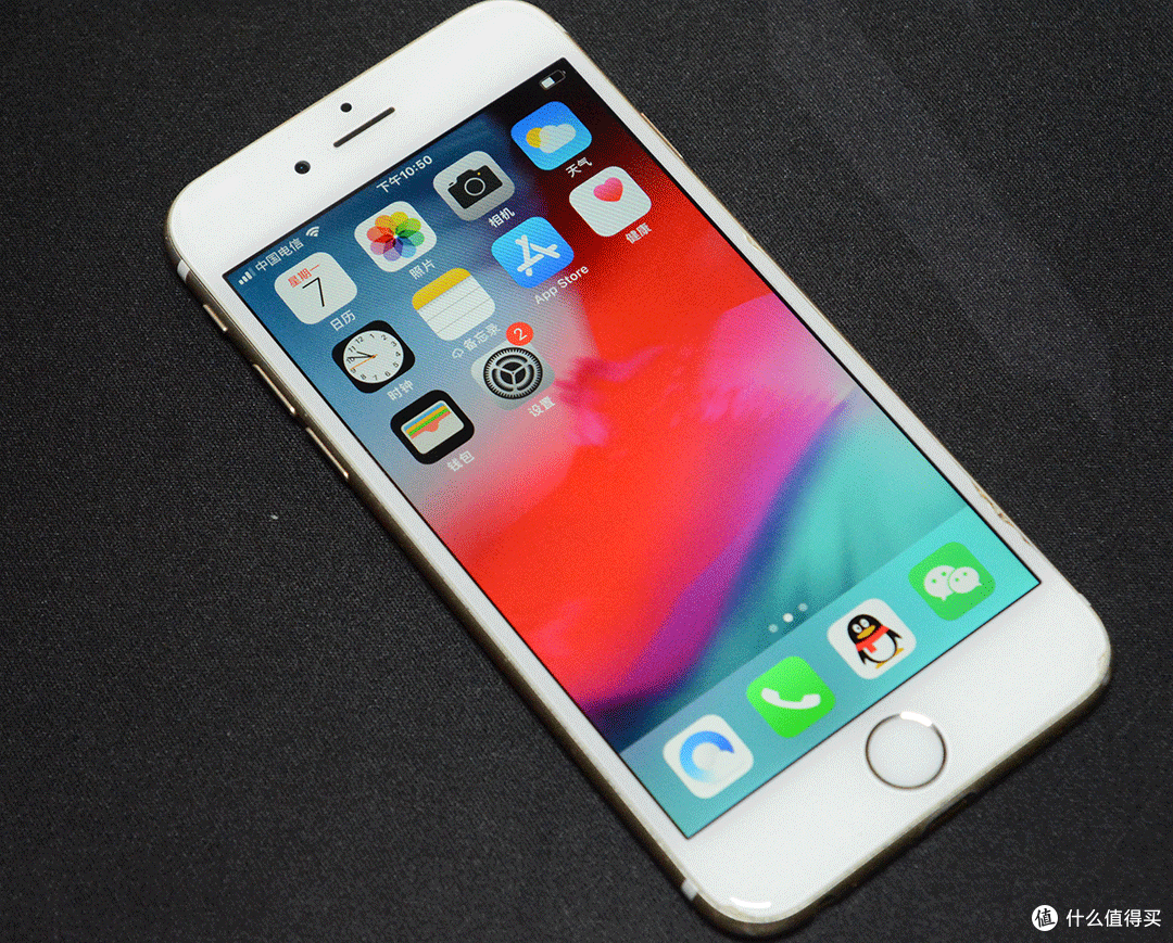 自己动手给iPhone 6换电池后满血复活，尚能战否？（含更换教程）