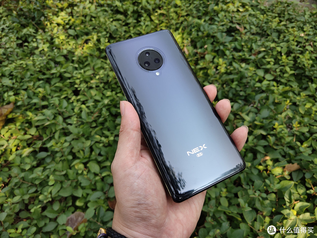 通过我关心的几个问题，让你全面透彻的了解继承、发展与创新的vivo NEX 3 5G