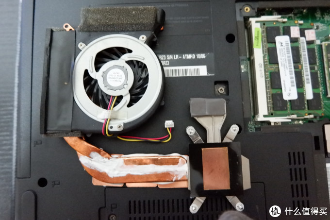 掰断独显的铜管然后再接跟铜管上去,感觉这个操作有点傻…