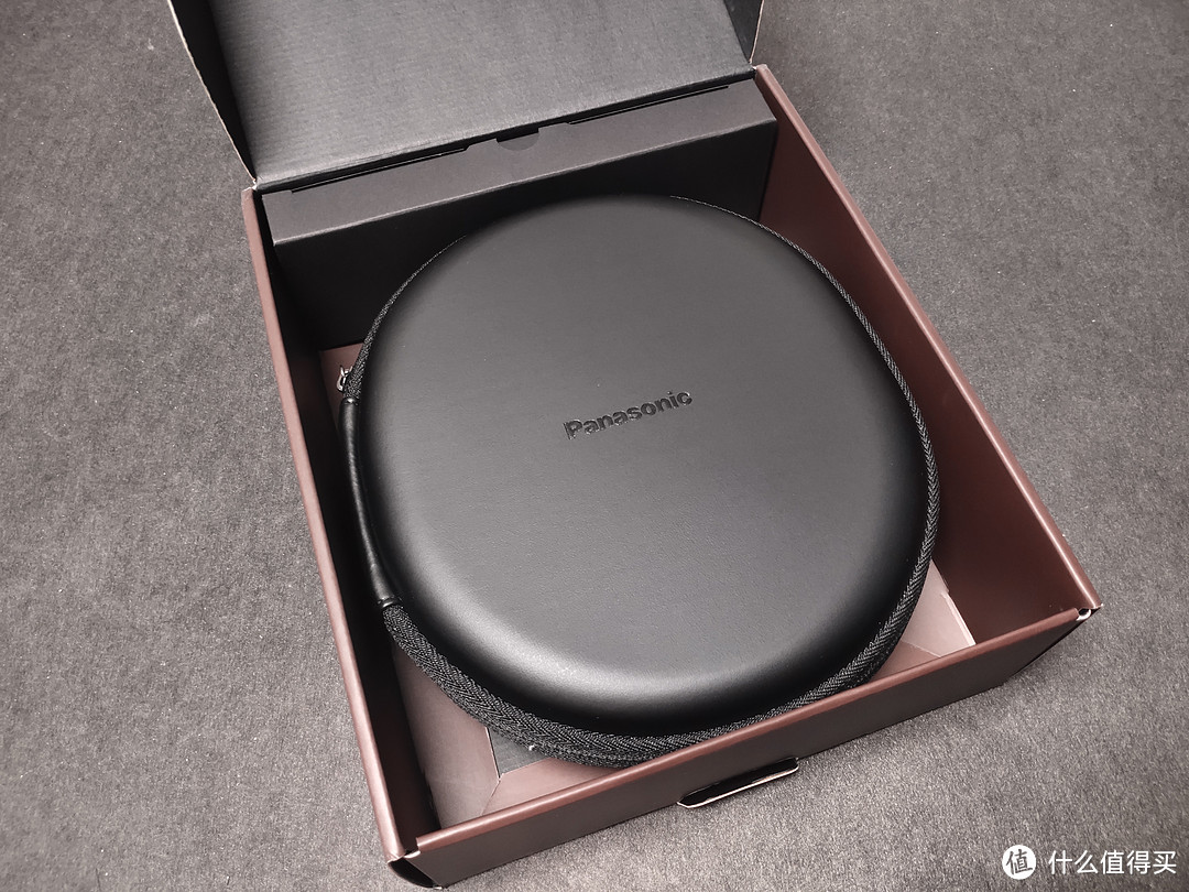 去年的松下旗舰耳机跌入千元,前方真香预警?—松下HD605N蓝牙降噪耳机