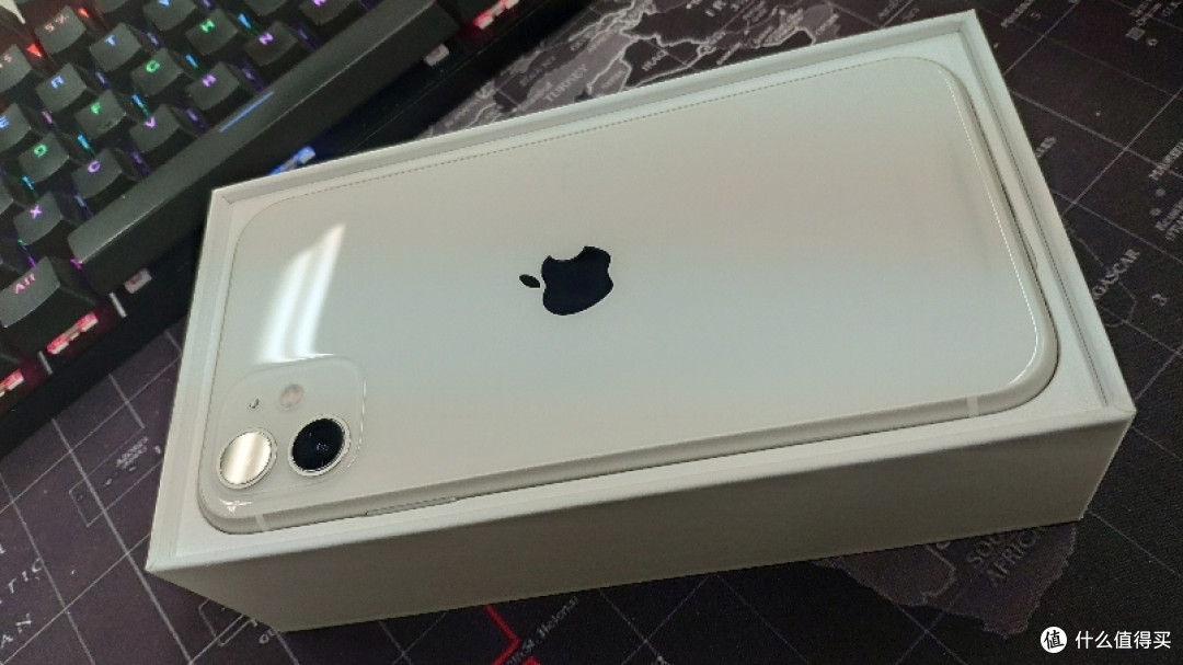 四千九不到入手iphone11 128g三天后有点怀念SE小钢炮