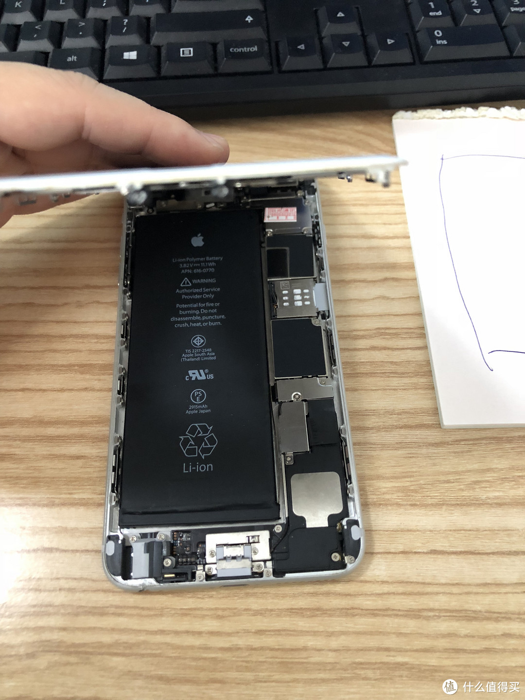 第一次换iPhone 6P电池！看完这篇还不懂，手残党都不收留你