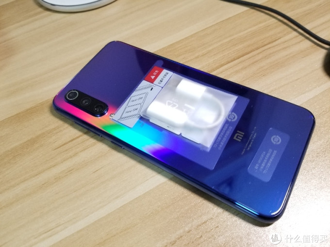 1799元的小米9se开箱+小测，为什么没买realme和redmi 