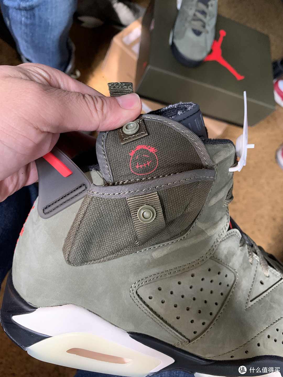 狠货来了，SNKRS上面买到的 Travis Scott x Air Jordan 6