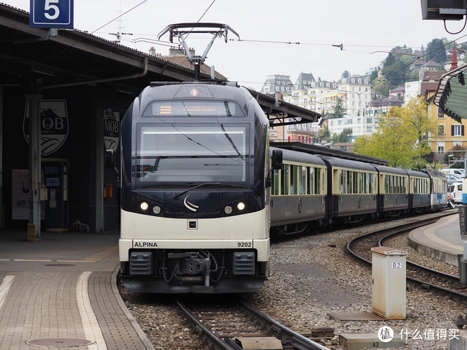 穿越山海欧洲旅行攻略篇七 文艺安纳西与复古金色山口列车 瑞士火车sbb省钱攻略 国外自由行 什么值得买