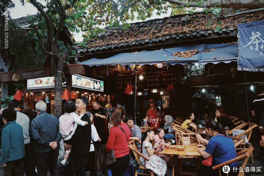 在成都为了探店找美食，我约遍了当地好友！