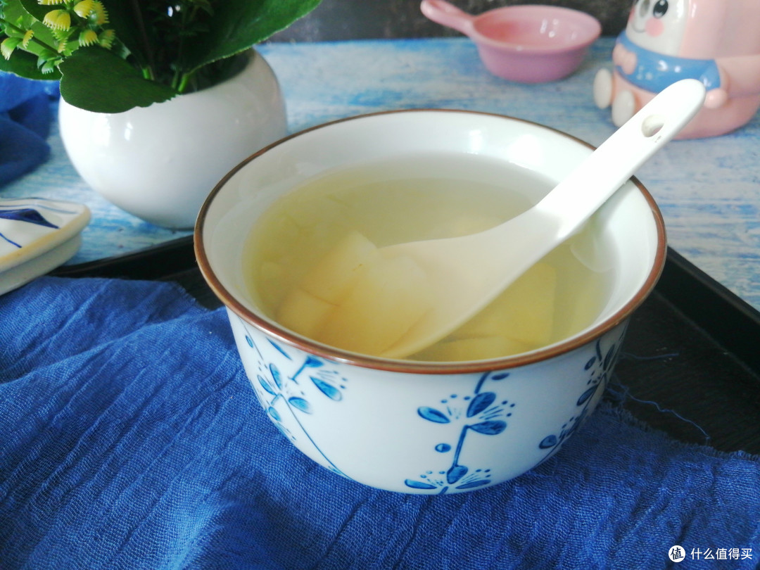 秋天干燥，孩子不爱喝水怎么办？试试这样做，清甜滋润孩子爱喝