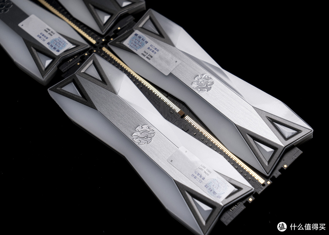 真就特能装!联力包豪斯O11 XL ROG联名版装机体验