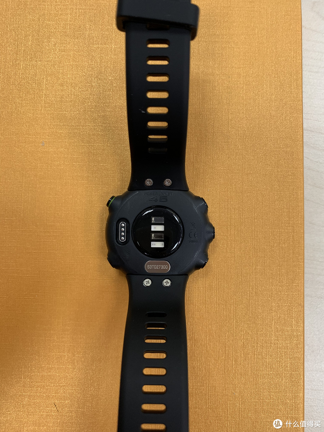 别急，先看完这篇！ 1700元预算， 是买GARMIN FORERUNNER 45 手表， 还是其他同价位智能穿戴手表