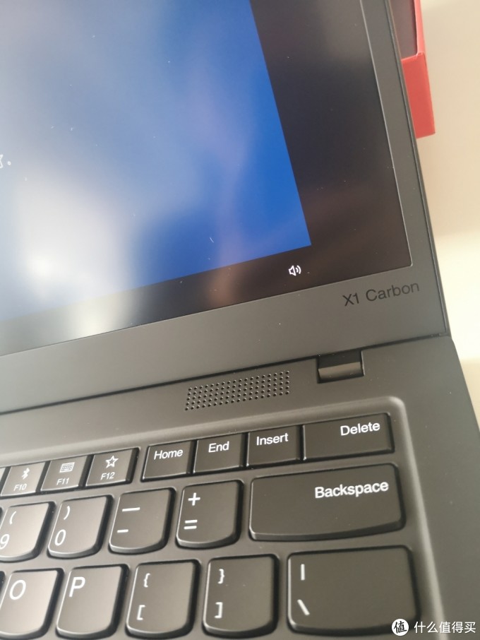 2019款X1 Carbon 做工很失败?个例?