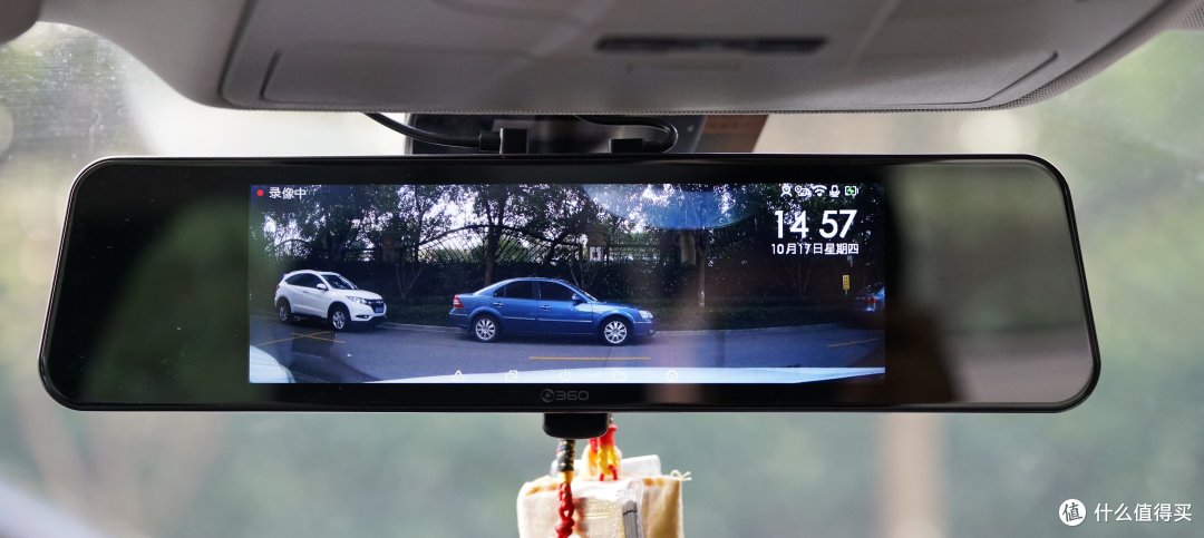 新品尝鲜,入门之选—360 M310前后双录行车记录仪开箱简评