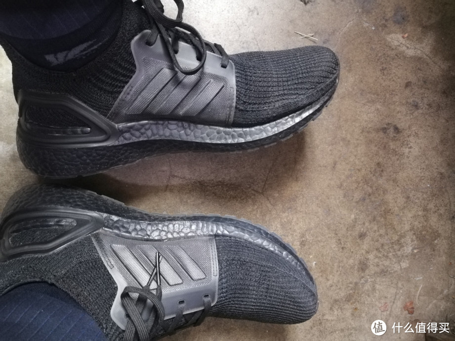 我爱adidas—ultraboost19开箱+100公里小评