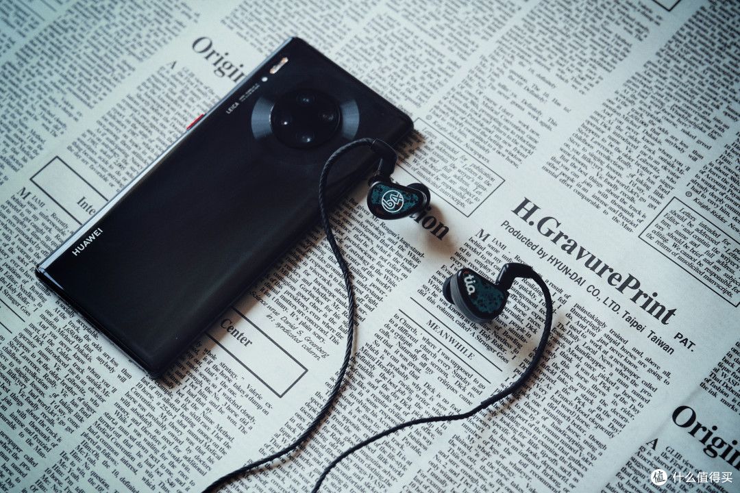 专挑争议最大的聊!64Audio 新旗舰Tia Fourte Noir耳塞「黑化」的是与非