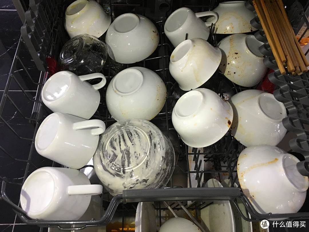 洗碗机对特殊污渍的清洁体验，这样都能洗干净，说明选对一款洗碗机有多重要