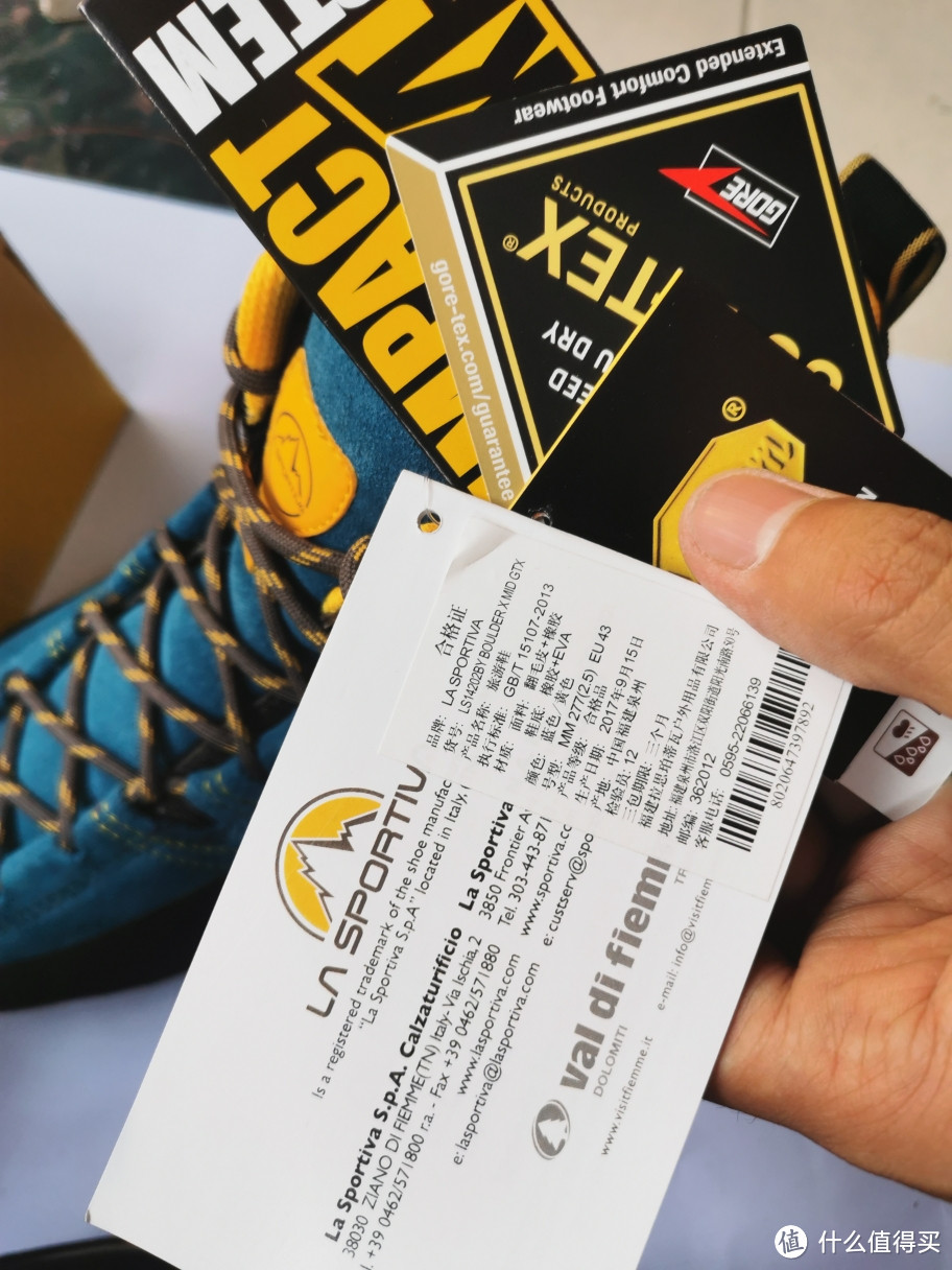 la sportiva 轻量减震防水透气登山鞋 巨石 测评