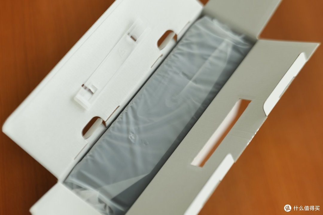 视频创作者看过来,电机提升300%的智云WEEBILL-S稳定器既轻又强