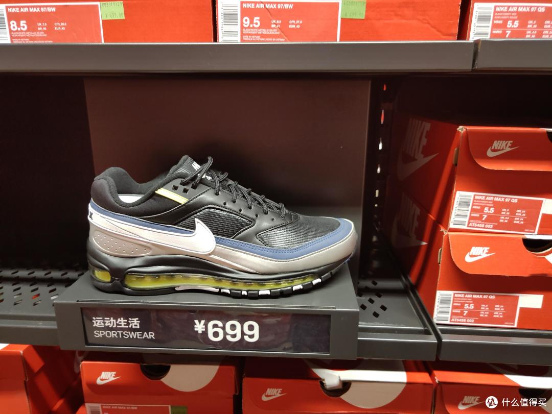 双11预售开始了，NIKE换季折扣店还有必要去逛吗？