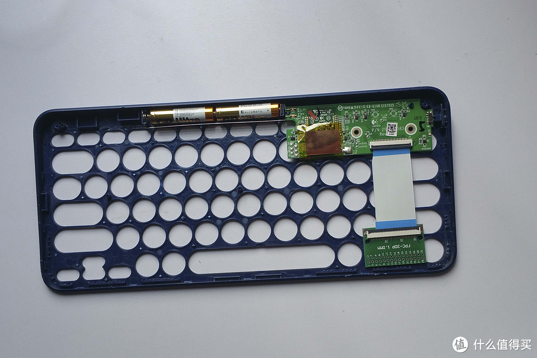 罗技 K380 无线Flow蓝牙键盘 晒物与拆解