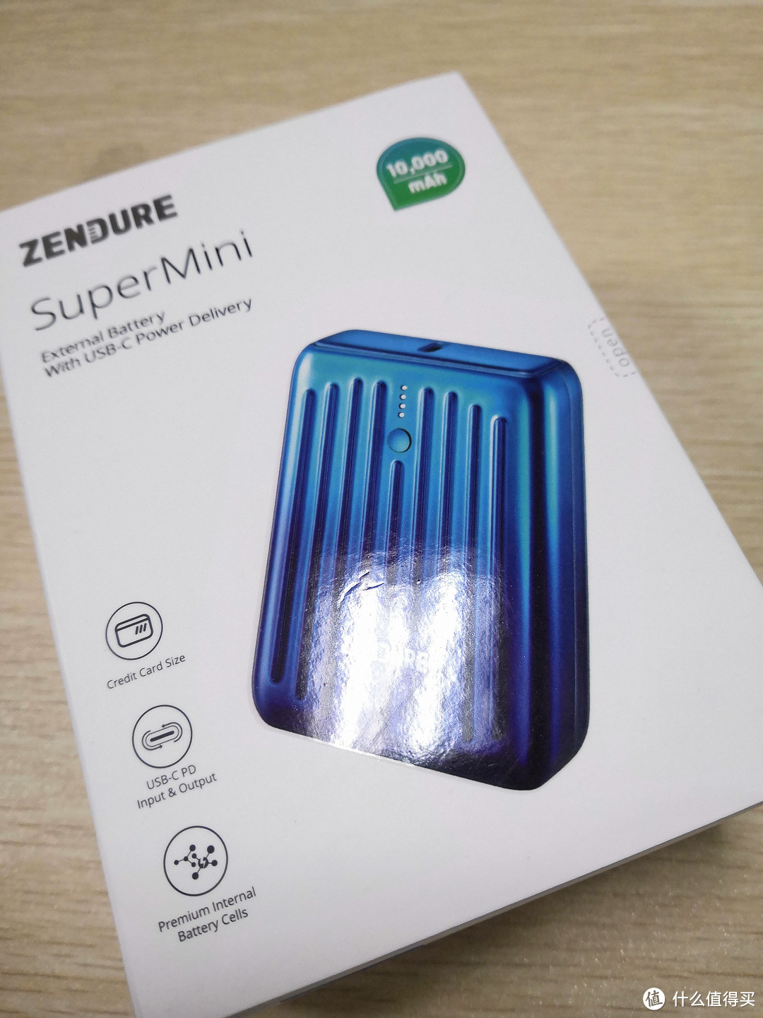 超便携、高颜值、还特别能打的移动电源Zendure SuperMini来啦！