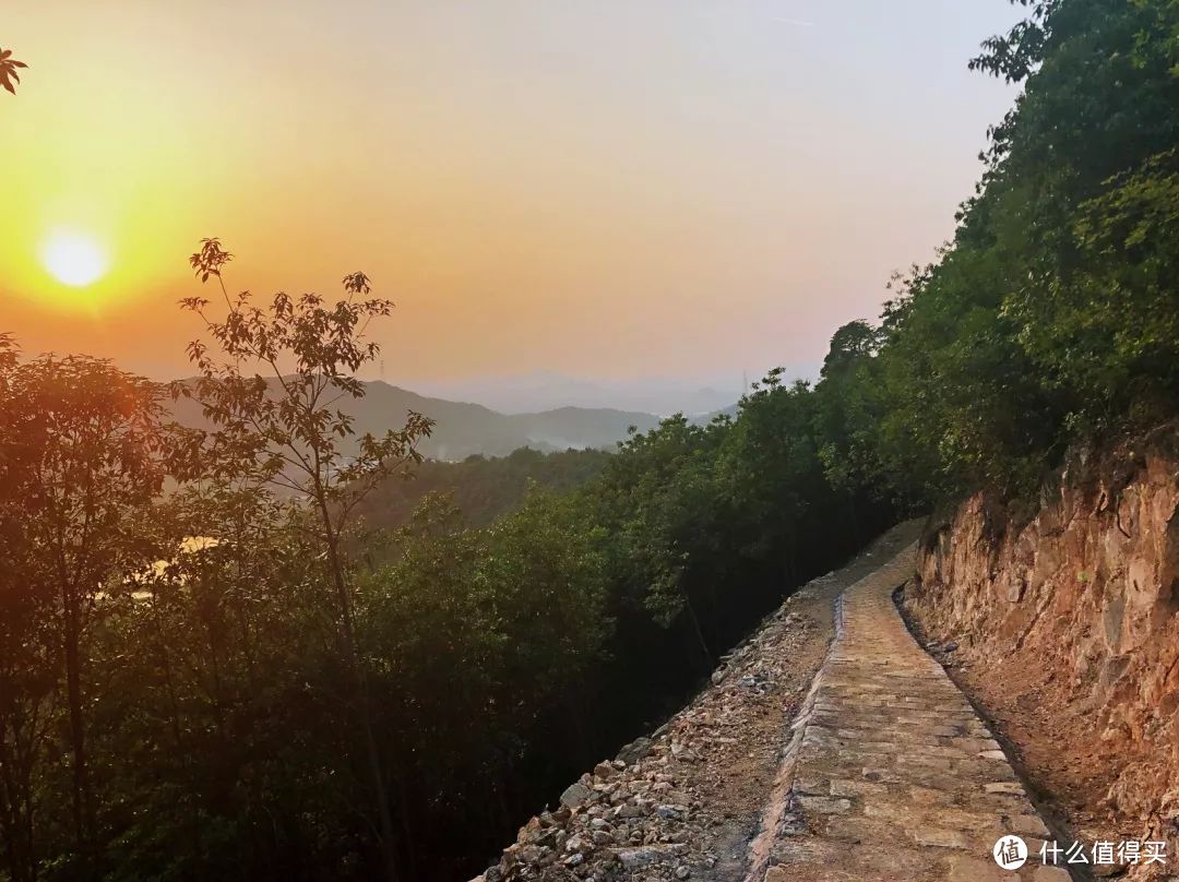 杭城山顶观星空，体验秋日趣味远足，珍馐美味餐厅……杭州天域开元观堂酒店为你解锁一段秋日好时光！