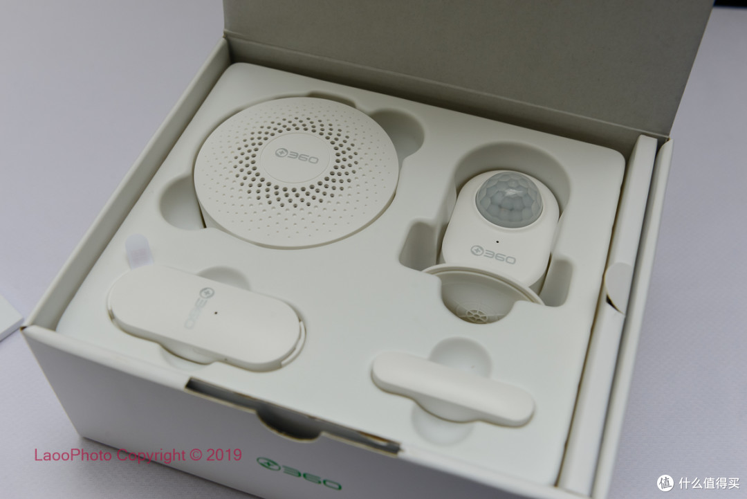 轻轻一粘,快速构建家庭智能安防网络—360安防套装