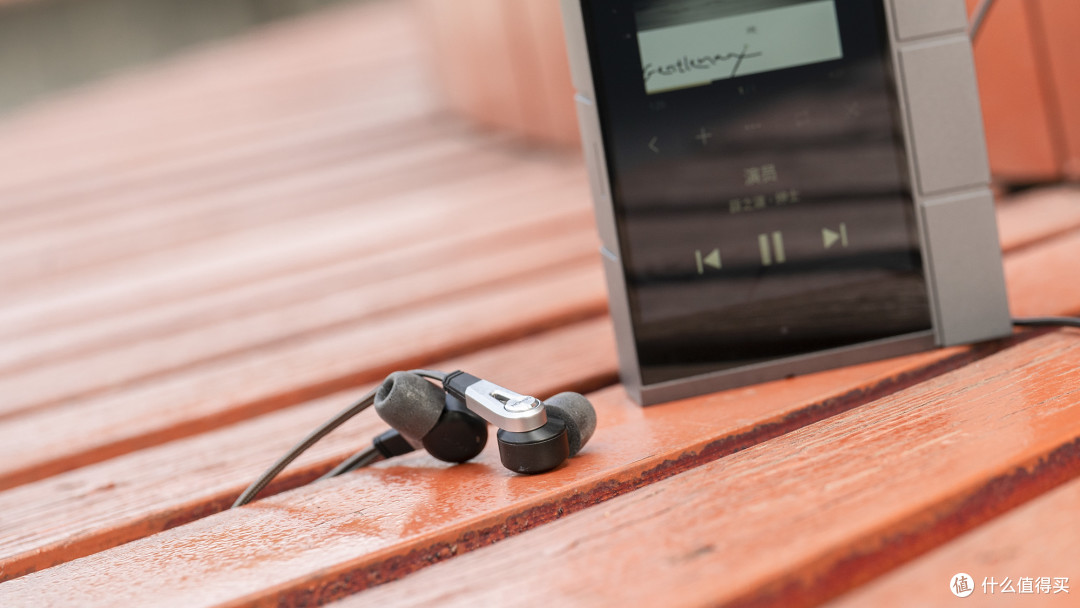 20年前的mp3播放器时代,这点也恰恰说明了天龙c820对音源的要求比较高