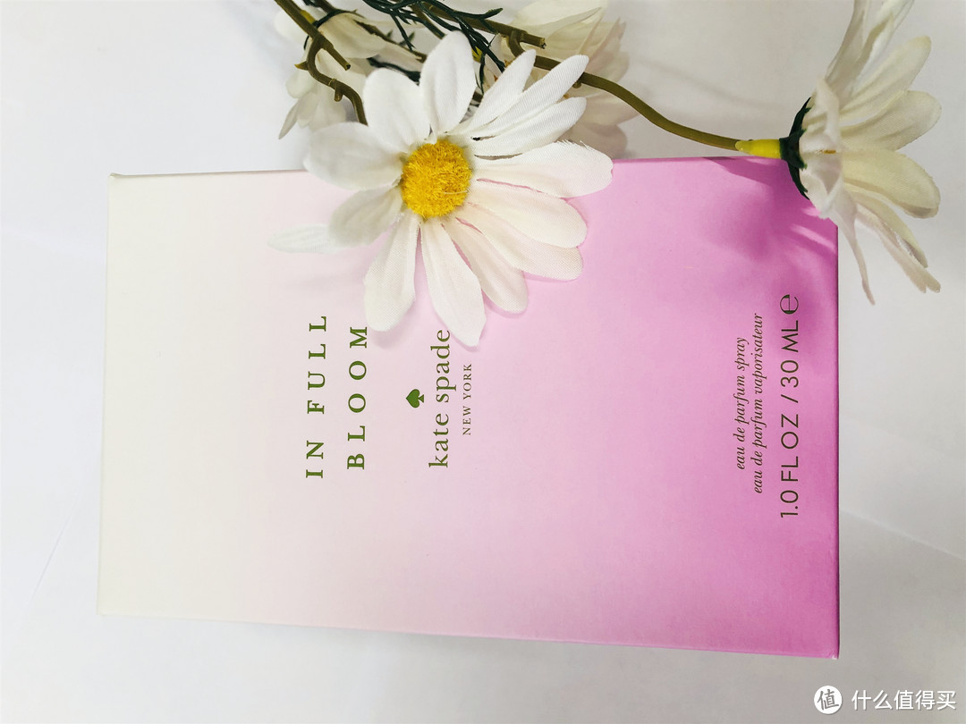 迟日江山丽,春风花草香——【轻众测】Kate Spade In Full Bloom花花世界香水