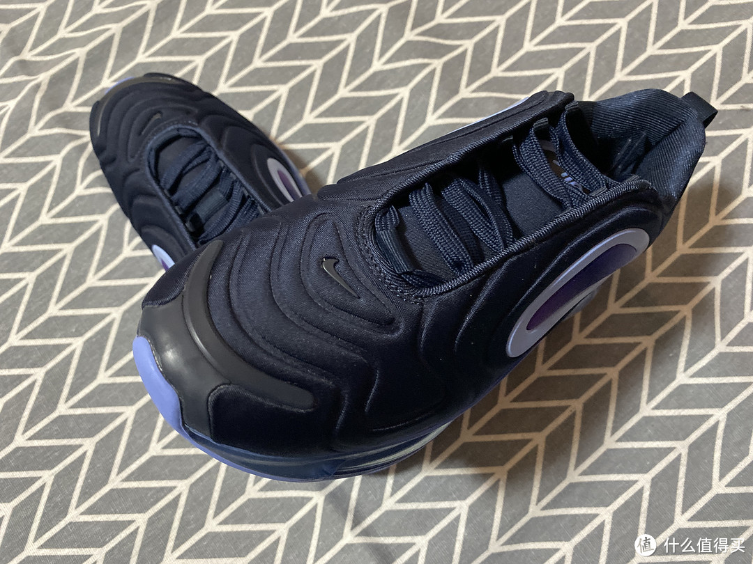 Nike Air Max 720气垫鞋